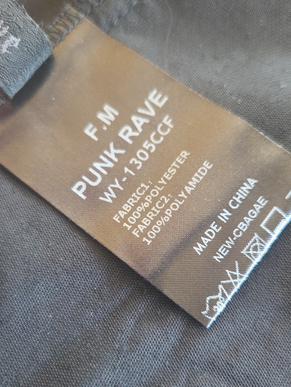 Punk Rave Velvet Top - Picture 7 of 7